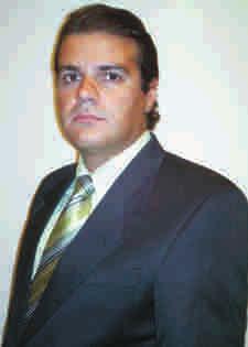 - Diretor de Aposentados da Unafisco Regional do Paraná na gestão 2005-2007. - Diretor de Coordenação das Representações Seccionais da Unafisco Regional em 2006 e 2007.