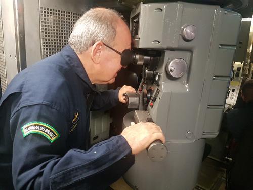 Comandante da Marinha se faz ao mar a bordo do Submarino Tupi No dia 14 de dezembro de 2017, o Comandante da Marinha, Almirante de Esquadra Eduardo Bacellar Leal Ferreira foi recebido na Força de