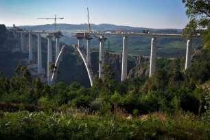 I I - Sistemas Reticulados   metres) Viaducto