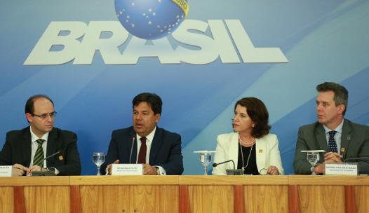 O tornou-se parceiro técnico do Ministério da Educação, contribuindo para a concepção e a implantação do Programa de Inovação Educação Conectada.