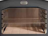 Steel interior with roasting grill of 565x370 mm. Steel handles finished in heat resistant paint.