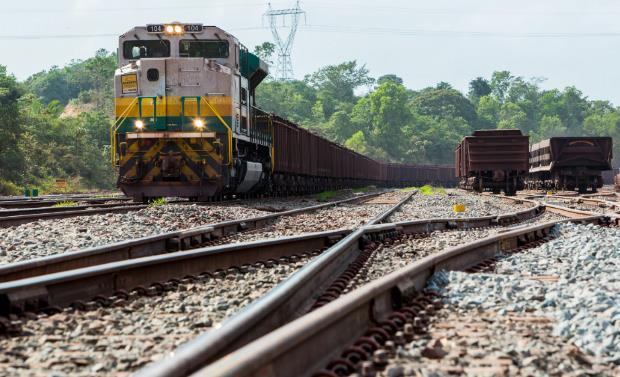 Corredor Norte - Ferrovia A EFC conta com 972 km de extensão e interliga