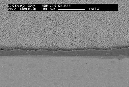 SE na dentina com um aumento de 500X (R=resina composta; A=camada adesiva; H=camada híbrida; D=dentina) A