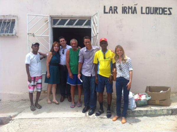 Participaram da reunião, o presidente e o conselheiro da ABES, Dr. Renavan Sobrinho e Dr. Sílvio Orrico, respectivamente, e membros do CREA-BA, incluindo o presidente, Dr. Marco Amigo.