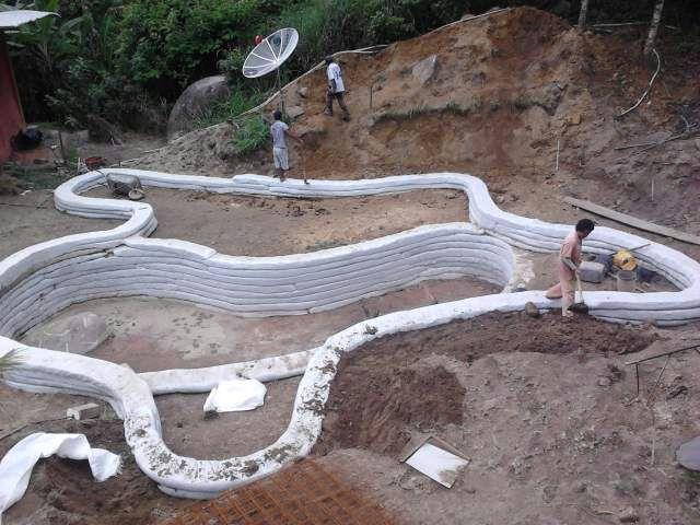 Superadobe