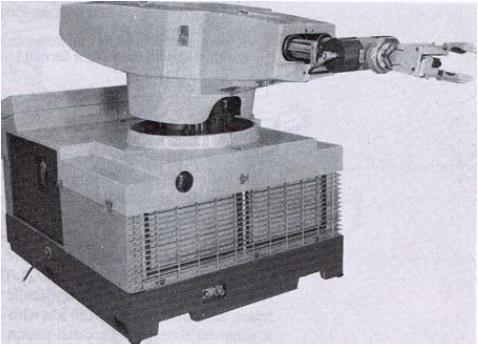 19 Unimation Inc, que passou a fabricar e comercializar robôs industriais, sendo este o motivo pelo qual é chamado de pai da robótica (ROMANO, 2002). Em 1961, a Unimation Inc.