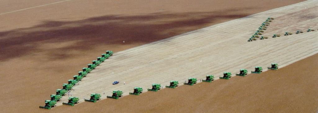 Large Midwest Farm: Mato Grosso Colheita de soja Plantio de milho Incorporação de 9.400.