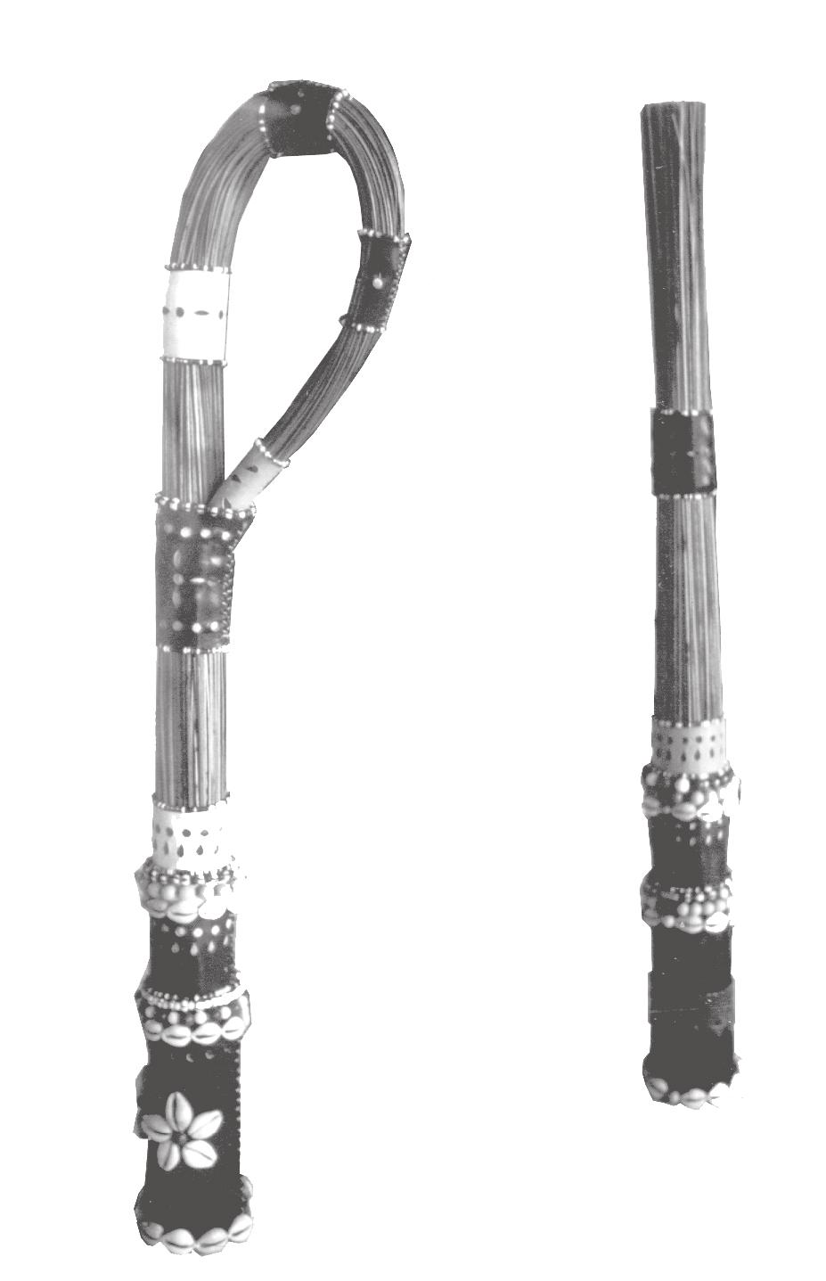 115 8 - O Ibiri e o Xaxará, esculturas paramentos feitos pelo