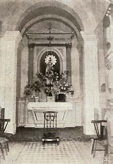 Infelizmente, o edifício está devoluto e muitos painéis em azulejo desapareceram. 30 Interior da capela (Guedes, 1914: 18). 1910 Vila Catatau, Estrada de Benfica n.