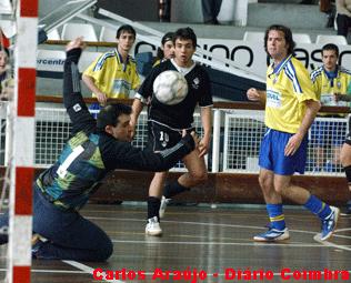 As atitudes e comportamentos técnico-tácticos de base dos jogadores - durante o processo defensivo 6. Procurar executar acções de cobertura defensiva.