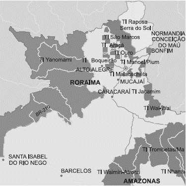 2ª QUESTÃO: Analise o mapa abaixo: Demarcada em 1998 pelo governo FHC e homologada em 2005 pelo governo Lula, a reserva indígena em questão apresenta 1,7 milhão de hectares, localizada a nordeste de