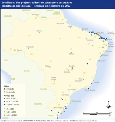 Questão 16 (UFF) No mapa, registra-se a localização dos principais projetos eólicos outorgados no Brasil, em 2002. III.