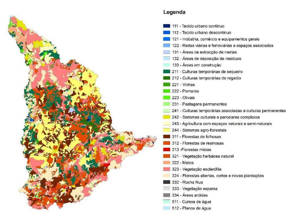 Caracterização das vulnerabilidades e riscos na bacia partilhada do rio Águeda 3.5 Caracterização da ocupação do solo O uso do solo na bacia do rio Águeda é predominantemente agrícola e florestal.