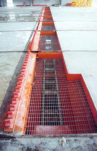 Nordimpianti em termos de máquinas de concretagem é vasta e inclui extrusoras, moldadoras deslizantes e máquinas de moldagem via úmida.
