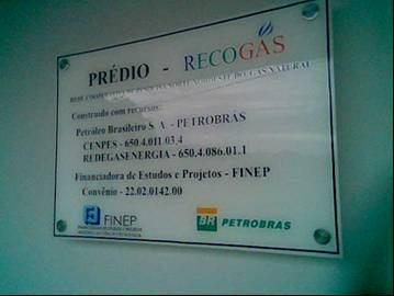 6 1-APRESENTAÇÃO DA EMPRESA O estágio foi desenvolvido no Laboratório de Energia Solar da Universidade Federal de Paraíba (LES-UFPB) que agrega a rede cooperativa Norte Nordeste do Gás Natural
