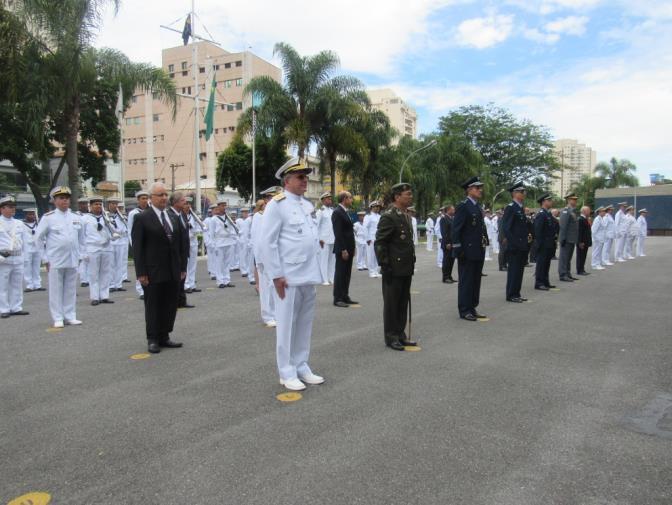 A cerimônia contou com a participação de autoridades civis e militares, bem como das diversas Soamares do