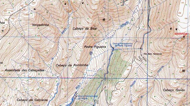 contrafortes Altura máxima: 32,5m;