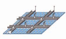 7 - Colocação dos perfis CD 60/27 secundários Estes perfis devem ser instalados com distância entre eixos de 1.000 mm.