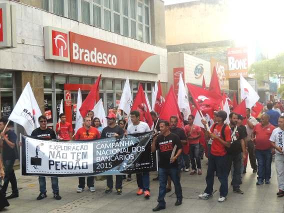 Descontada nacionalmente pelos bancários para as suas entidades representativas, a Taxa Assistencial tem valores diferentes conforme o Estado. Em Alagoas ela é de 1% do vencimento bruto.