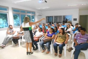 Prgrama Água nas esclas Frmaçã e Capacitaçã Ambiental ONG AGUA E CIDADE Crdenaçã e Assessria pedagógica d Prgrama Água na Escla da Ong e Cidade 2001 a