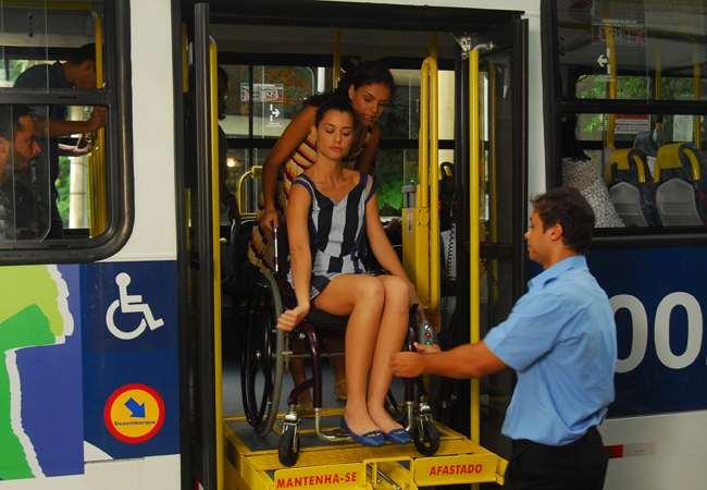 Principais fatores que influem na qualidade do transporte público por ônibus (Ferraz e Torres - 2004): 11)