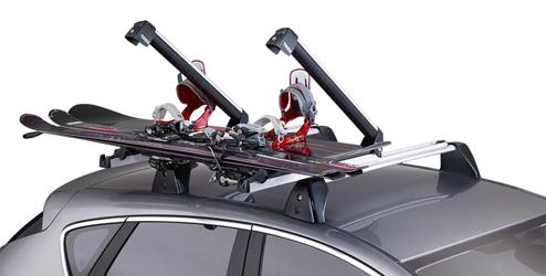 50 Suporte para bicicletas de fácil utilização para o transporte de até 2 bicicletas no tejadilho do veículo.