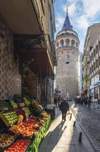 cruzeiro 2 noites de hotel em Atenas Meio dia de visita da cidade de Atenas na Turquia Todos os traslados conforme o itinerário (4) Taxas hoteleiras na Turquia SÁBADO: ISTAMBUL Chegada, recepção e