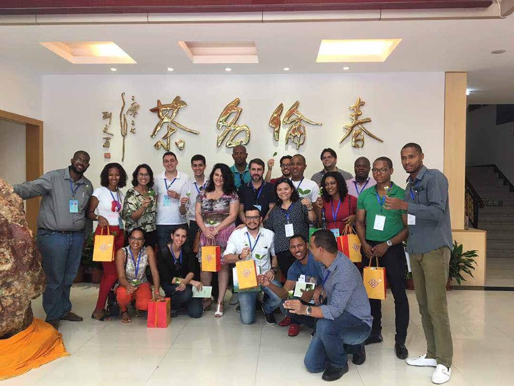 CAPACITAÇÃO CHINA Seminário de Empreendedorismo de Jovens dos Países Lusófonos Em setembro de 2017,