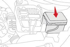 Em caso de avaria Fusíveis no compartimento do motor Fusível N. Intensidade (A) Funções F1 40 Ar condicionado. F10 15 Controlo do motor. F11 20 Controlo do motor. F12 5 Controlo do motor.