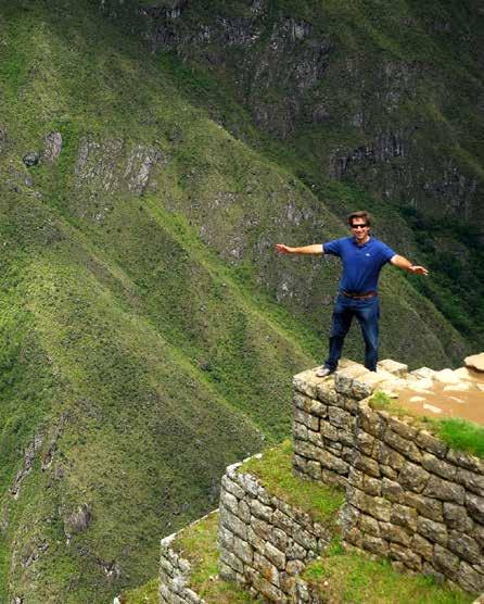 Cusco Místico e Esotérico 8 dias 7 noites: Lima, Cusco, Vale Sagrado, Machu Picchu Na atualidade, Cuzco mantém viva sua antiga tradição Inca, a mesma que se mostra a todo