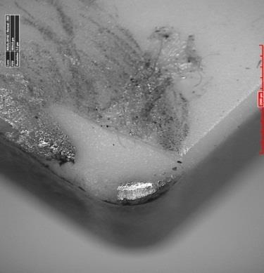 Desgaste de flanco - VB max (mm) 6º Congresso Brasileiro de Cerâmica nálise dos desgastes na ferramenta a base de l2o3 Nas Figuras 6-b e c, podemos observar os desgastes e falhas ocorridos na