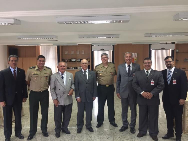 DESTAQUES DO ANO SOLENIDADES DO 34º ANIVERSÁRIO DA DFPC A CBTP, representada pelo presidente Demetrius Oliveira, e membros da diretoria, participou em outubro, das solenidades em comemoração ao 34º