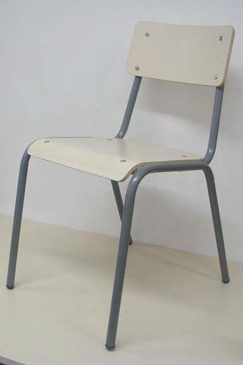 Refª 2201.03.1615 Cadeira Escolar com palmatória Fixa mad.