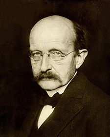 Quantização: Planck, Einstein, Energia e fotos Max Planck 1858-1946 Qual era o problema?