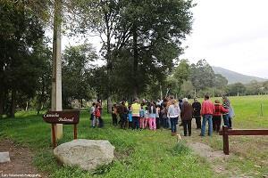 Junta de Freguesia de Vilar de Mouros Comemoração do Dia da Floresta Autóctone No âmbito da comemoração deste dia, foram plantadas dezenas de árvores pelos alunos do Centro Escolar e foram visitadas