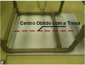 - Passo 3: Fure a chapa de MDF, com a broca de 2 mm, através dos furos do passo 1, conforme a