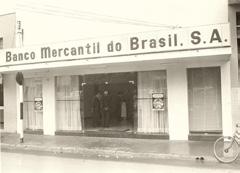 Assume identidade Banco  1990 1999 - Revitalização de