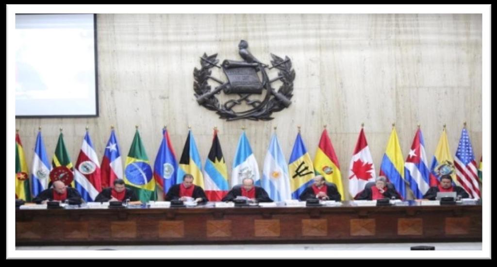 1996. Os sete juízes da Corte foram honrados com a designação de Embaixadores da Paz na Guatemala.