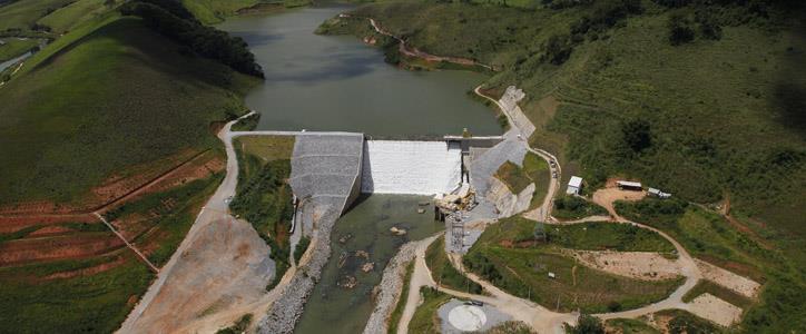 2011 Entram em operação comercial as PCHs Caju (10MW) e São Sebastião do Alto (13,2 MW) e inicia a construção da PCH Zé Tunin, com 8 MW de potência instalada.