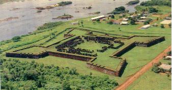 87 ILUSTRAÇÕES E, F, G E H. Figura 5 Figura 6 Figura 5 - G - Imagem do Real Forte Príncipe da Beira 39.