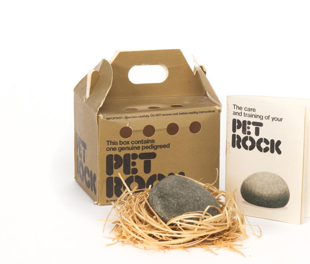 PET ROCK By Gary Dahl. U$1.