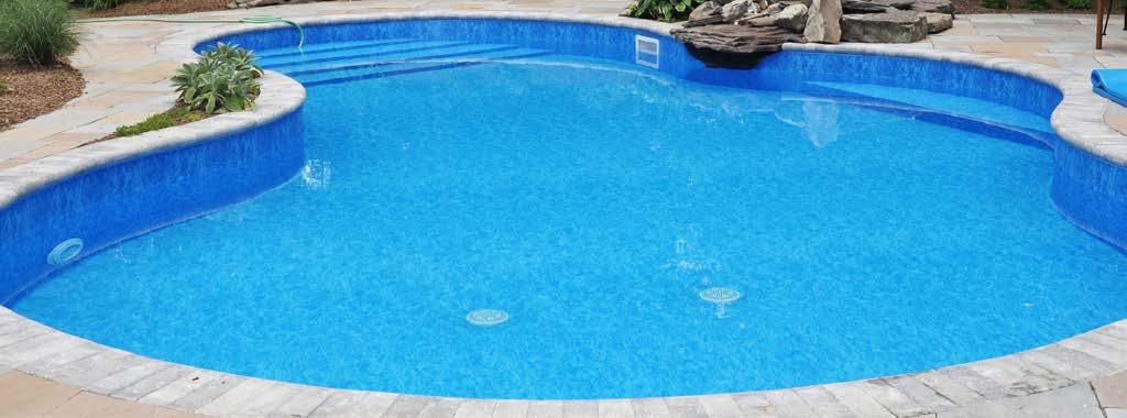 All you have to do is put the robot in the pool and turn it on. It will clean the bottom and walls automatically. You can also perform cleaning manually, with the wireless command help.