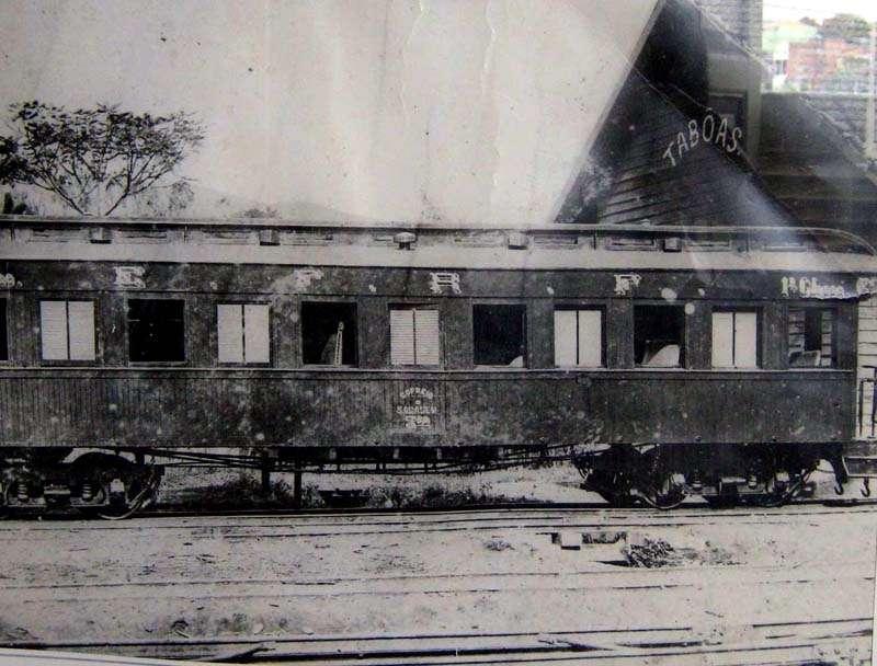 O motorista do caminhão argumentou que o apito que ele ouviu foi de buzina de caminhão e não de trem.