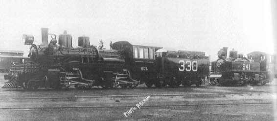 A RSM adquiriu em 1919 uma pequena locomotiva do fabricante Krauss & Cia., rodagem 0-8-0T numerada como 240. Com a renumeração geral das locomotivas pela RMV em 1939 ela recebeu o número 154.