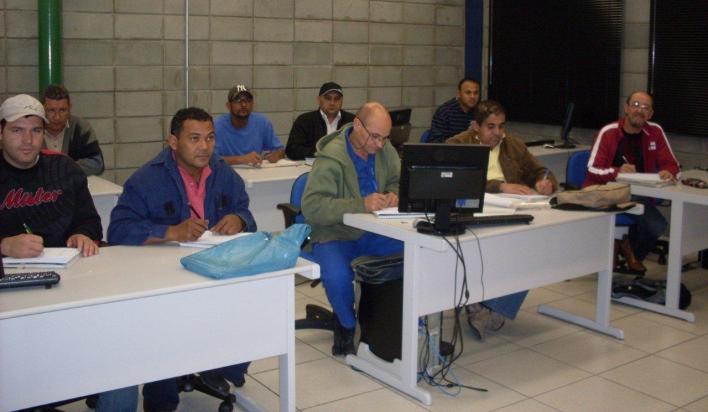 O sucesso deste trabalho conta com o apoio da Escola Cecae - Centro Especializado em Capacitação, Aperfeiçoamento e Educação, que sempre esteve