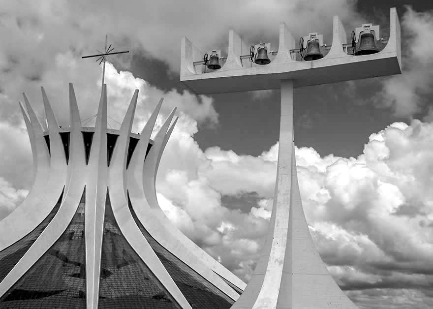 org>. Tombado: Catedral Metropolitana Brasília (DF) Foto de Iphan.