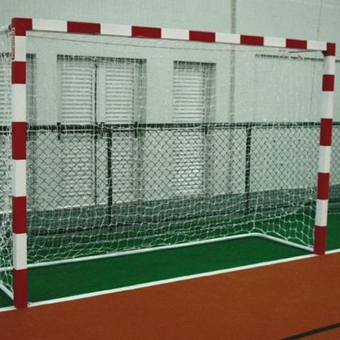 Área do gol: Área onde situa se o goleiro, nenhum jogador deve entrar em sua área.