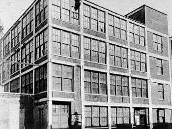 Ford Motor Company (1918, Highland Park MI) Packard Motor Car Company