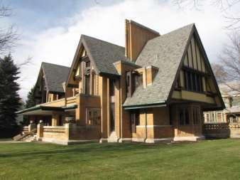 Warren Hickox House (1900, Kankakee IL) Wright reinterpretou a