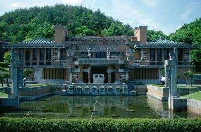Frank Lloyd Wright (1869-1959) Hotel Imperial (1913/15, Tokyo,